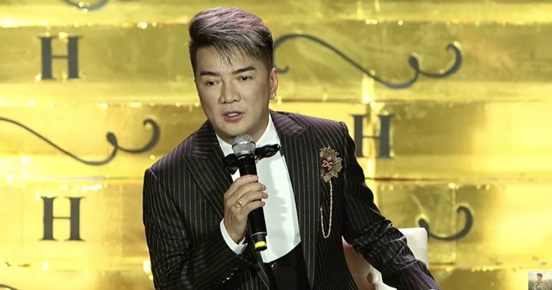 Khổ quá trời ơi: Đàm Vĩnh Hưng chán nản báo tin t.ồi t.ệ khi vừa hết lệnh cấm diễn, bị 1 người ở Mỹ dồn vào thế khó, sao họ lại làm khổ anh như thế chứ