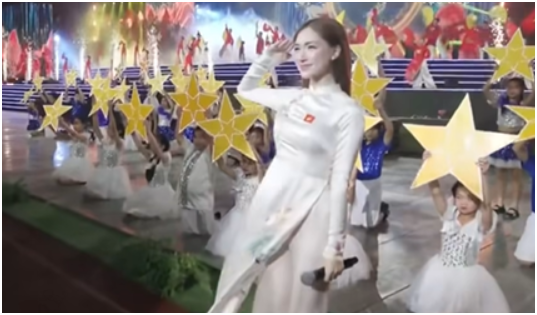 S.ố.c trước thông tin Hòa Minzy bất ngờ sang Mỹ nhập cư vì lý do không ngờ, đích thân chính chủ lên tiếng khiến fan Việt vô cùng hụt hẫng