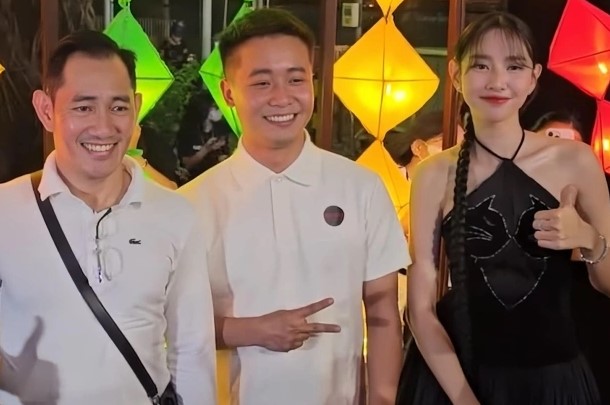 Quang Linh Vlogs rất thân thiết với bố mẹ Thùy Tiên, thế mà khi anh bị b.ắt, nàng hậu lại nói chỉ quen biết xã giao