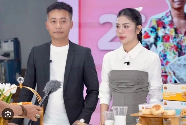 Quang Linh – Hằng Du Mục đồng loạt m.ấ.t tích, không ai liên lạc được, CĐM sợ hãi vì sợ 2  chị em nghĩ d.ạ.i?