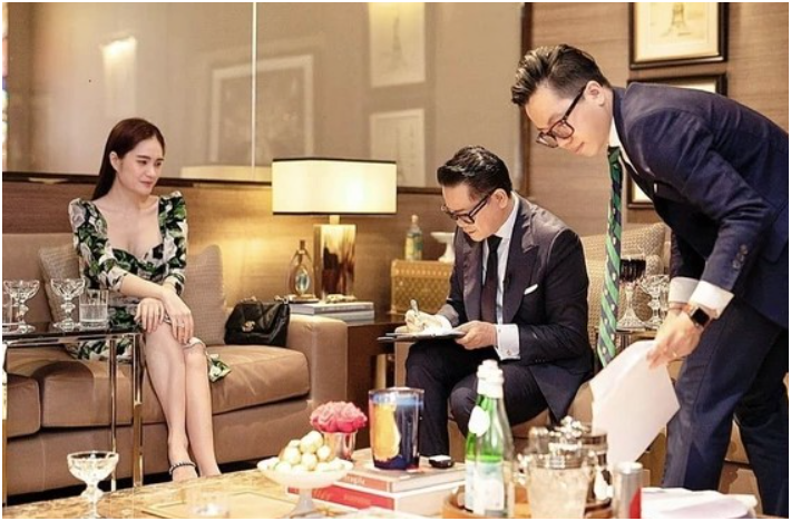S.ố.c với quá khứ khó tin của Đoàn Di Băng trước khi nổi danh là ‘đại gia quận 7’: Từng làm ở khách sạn vẫn chưa choáng bằng nghề này, ai nghe cũng nhếch mép