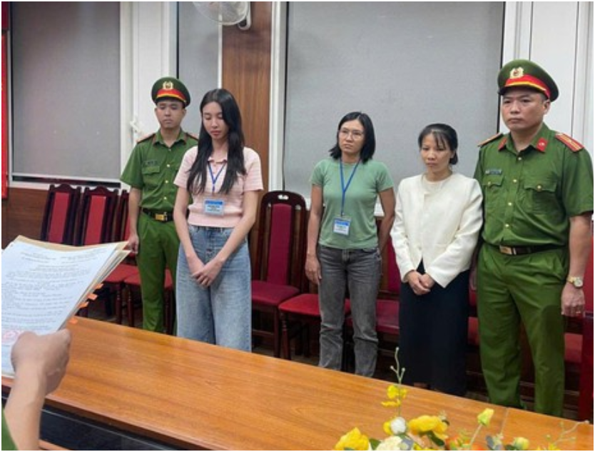 Nguyên nhân sâu xa Thùy Tiên dù biết kẹo Kera là đồ d.ởm, có h.ại nhưng vẫn nhắm mắt cho qua để phối hợp với Quang Linh Vlogs và Hằng Du Mục để lừa khách hàng: Hóa ra chị có nỗi khổ tâm riêng