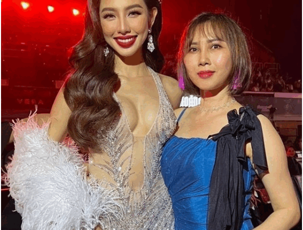 Mẹ Thùy Tiên có thái độ kỳ lạ sau khi con gái lên đường, dù trước đó từng lớn tiếng ra vẻ sang chảnh bênh vực con gái lắm: Tưởng mẹ tốt thế nào
