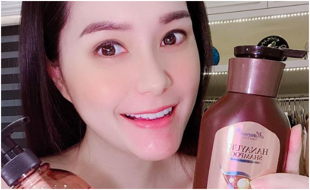 Động thái của Đoàn Di Băng khi bị Cục và Bộ Y tế quyết định thu hồi sản phẩm và tạm dừng hoạt động sản xuất: “Chị còn chối nữa đi”
