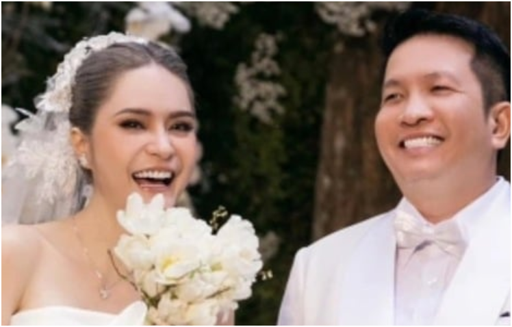 Đoàn Di Băng và những lần “vạ miệng” nói ph.ét khiến dân mạng ngại thay, nhiều người còn ví chị là v.ũ k.hí hạt nhân có sức công phá lớn hơn cả b.o.m nguyên tử