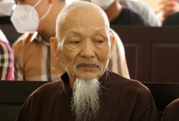 Xôn xao lan truyền hình ảnh về cuốn sổ ghi chép giờ giấc ‘thị t.ẩ.m” của ông Lê Tùng Vân gây xôn xao: Thông tin mới nhất rù.n.g r.ợ.n quá