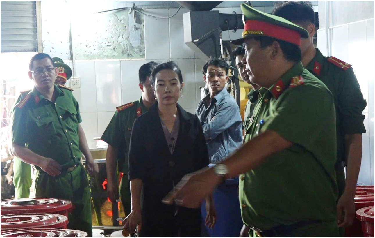 Cơ sở cà phê nổi tiếng ở Phú Yên bán hơn 17 tấn cà phê giả ra thị trường