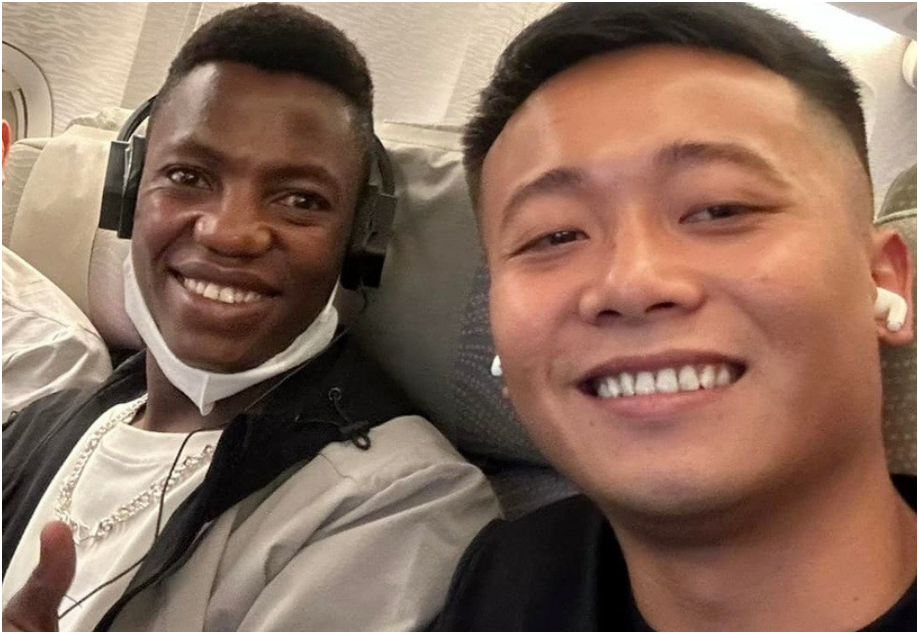 Lindo: “Lindo nhớ sếp Linh lắm các bạn. Mong sếp Linh mau sang lại Angola để gặp nhau, nói chuyện cho vui như ngày xưa”