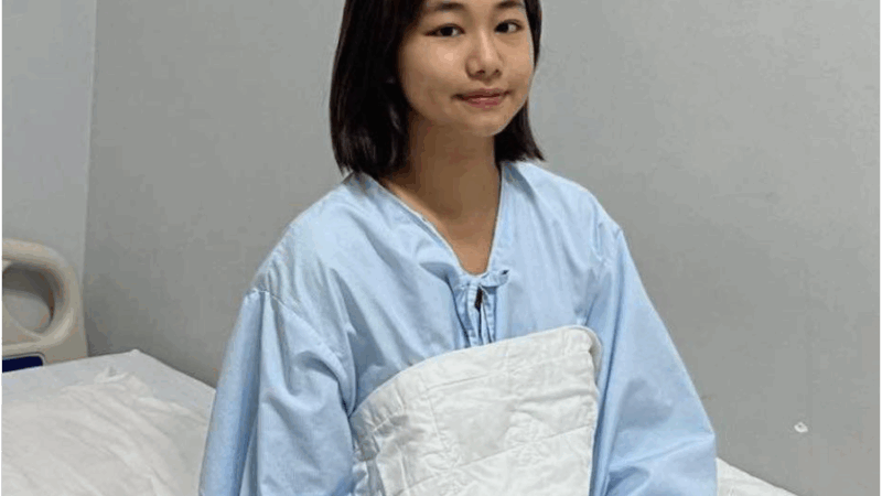 Ngân Hòa phủ nhận chuyện có xe sang và đi du lịch nước ngoài: ‘Em đang đi bộ nha mọi người, em còn không có xe máy để đi, phải đi nhờ’
