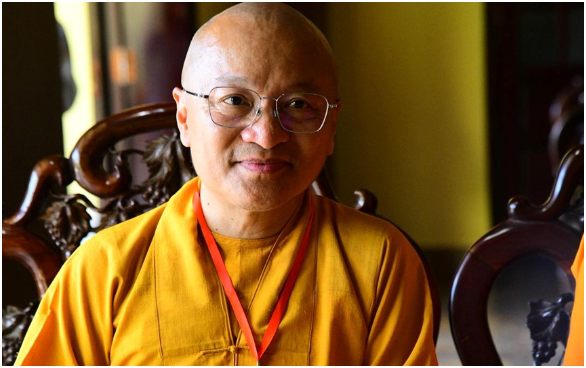 Bà Phương Hằng bị thầy Thích Nhật Từ tố: ‘Chị có ngon thì về Việt Nam ngay, tôi cần đối chất với chị’