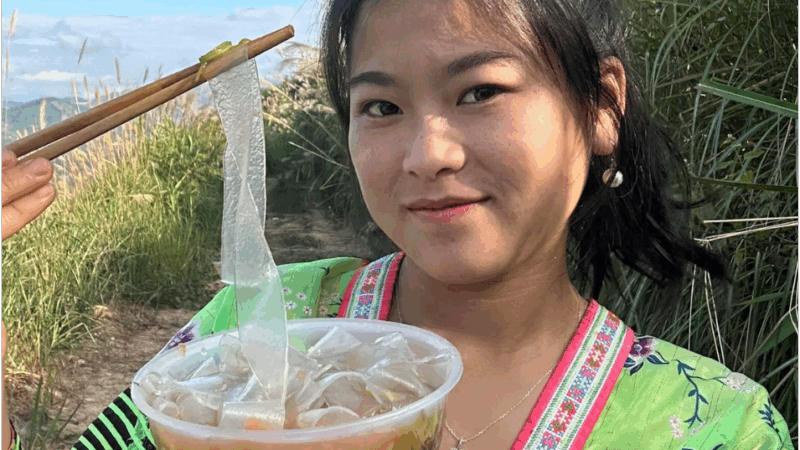Thôi xong Sùng Bầu: ‘Xóa giỏ hàng, không còn bán miến nữa rồi, chuyện gì đây?’