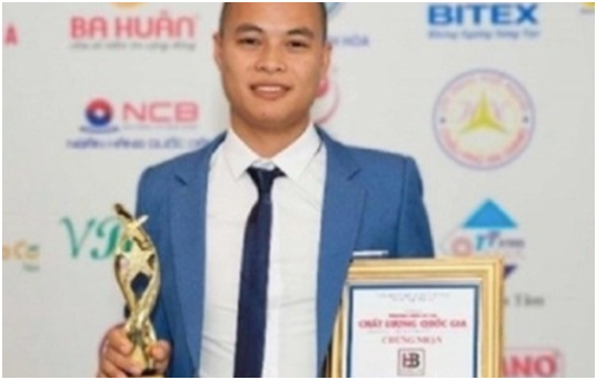 Đã rõ đơn vị trao giải chủ kênh ‘Gia Đình Hải Sen’: “Thật khó tin với lời vinh danh Thương hiệu uy tín, sản phẩm, dịch vụ chất lượng quốc gia”
