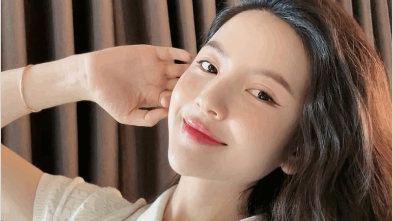 Chu Thanh Huyền quảng cáo thổi phồng công dụng: “Trẻ ra chục tuổi sau khi dùng, tin nổi được không?”