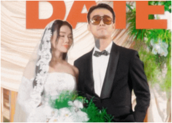 Bị nhiều người chê đám cưới độc lạ, Cindy Lư chưởi thẳng mặt: ‘Không một chút sợ sệt gì, giờ có chồng bảo kê rồi, chẳng sợ ai nữa’