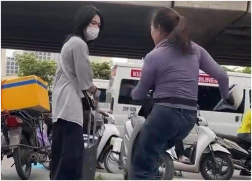 Phạt 2,5 triệu đồng người phụ nữ bán nước xua đuổi cô gái trẻ ở khu vực Bến xe Mỹ Đình