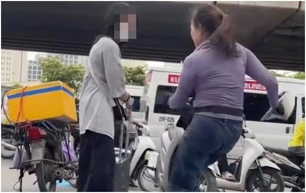 Người b:án trà đá đuổi cô gái ở Hà Nội: Quán đóng cửa, vỉa hè thông thoáng, đường phố sạch đẹp trở lại