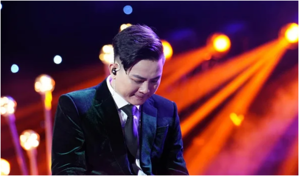 Hoài Lâm có hành động lạ bất ngờ khi vợ cũ cưới Đạt G: “Anh đừng làm điều dại dột nhé, đường còn dài ở phía trước”