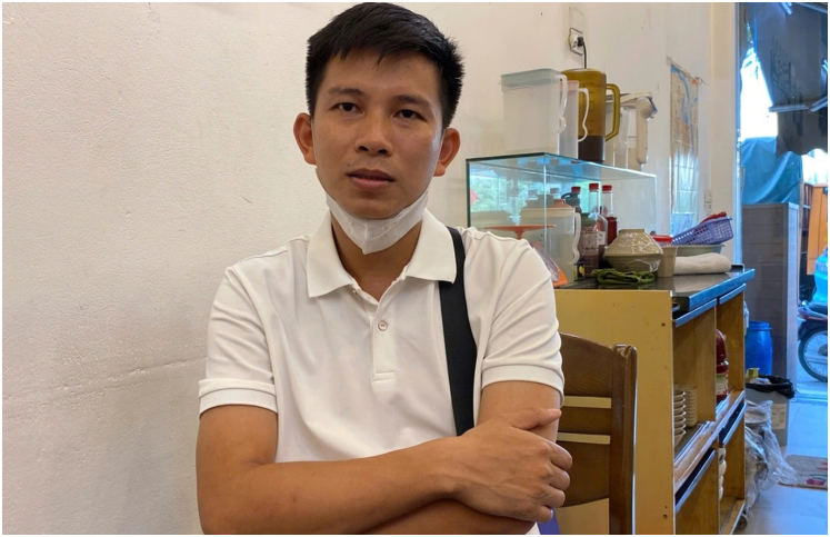 Ngô Quyền Thế bất ngờ khoanh tay xin lỗi, mọi người hãy quay lại ủng hộ quán đi, hứa sẽ đảm bảo vệ sinh: “Chứ không sắp không trụ nổi rồi”