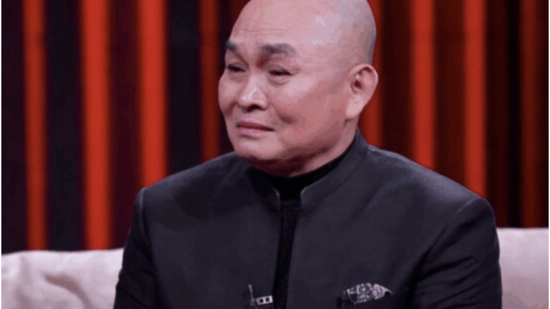 Nghệ sĩ Xuân Hinh khóc lóc trên sóng truyền hình, kể khổ về những điều ít ai biết: “Không phải giàu là sướng đâu”