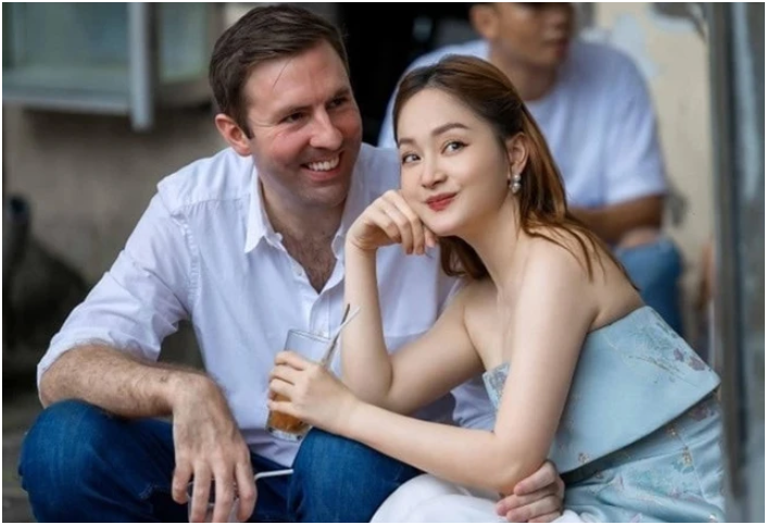 Hé lộ nhiều góc khuất của cặp đôi Lan Phương và chồng Tây: “Tiền tài có đủ, chồng Tây chiều chuộng các kiểu, vẫn không hiểu sao chị lại quyết định li hôn”