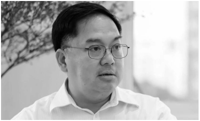 Tiết lộ dòng tin nhắn cuối đời của ông Hoàng Nam Tiến từ bệnh viện: “Xót xa cực kỳ, dù bệnh nhưng vẫn làm 1 hành động cực kỳ nể”