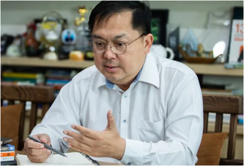 Xót xa chia sẻ của con trai ông Hoàng Nam Tiến trước lễ t:ang của ba: “Mình rất vui và hạnh phúc vì điều này”