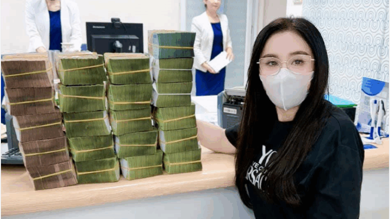 Bị bà Phương Hằng ch:ửi và ch:ế gi:ễu, Mai Lisa vẫn bình thản đến khó tin: “Làm một hành động khiến ai cũng nể phục, đúng là người vừa có tâm vừa có tầm!”