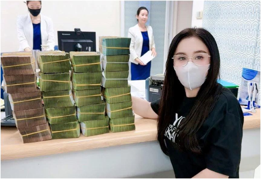 Bị bà Phương Hằng ch:ửi và ch:ế gi:ễu, Mai Lisa vẫn bình thản đến khó tin: “Làm một hành động khiến ai cũng nể phục, đúng là người vừa có tâm vừa có tầm!”