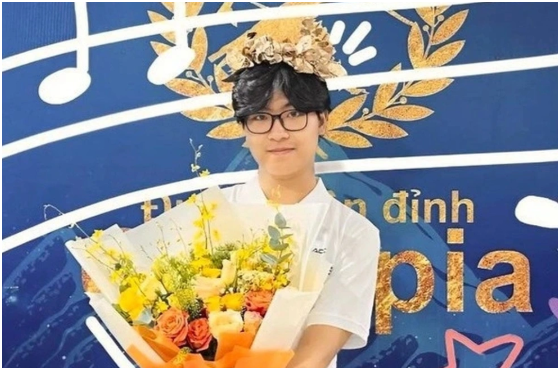 Sở thích khác người của Trần Bùi Bảo Khánh: Thích đọc tiểu thuyết và mê nấu ăn, đúng là “độc lạ” thật sự