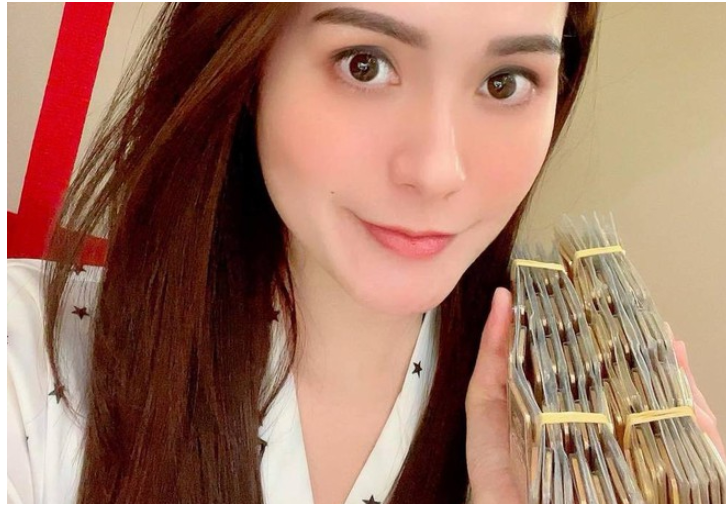 Đoàn Di Băng từng kh:oe mua 100 cây vàng gây tr:ầm tr:ồ MXH: ‘Nhiều người chê bai giờ cũng phải hối hận’