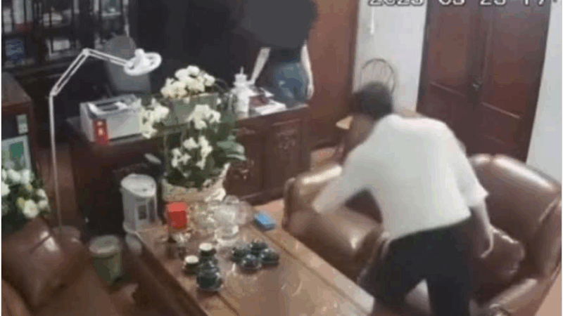 Ph:át tá:n c:ờ n:híp “th:ân m:ật” ở Ninh Bình có bị tr:uy cứ:u trách nhiệm hì:nh sự? Luật sư giải đáp thắc mắc, nhiều người lo