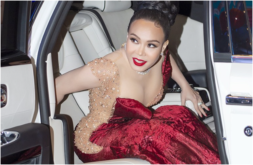 Rõ khối tài sản trăm tỷ của nghệ sĩ Việt Hương: ‘Nhiều người thắc mắc, làm diễn hài thôi mà sao nhiều tiền đến thế’