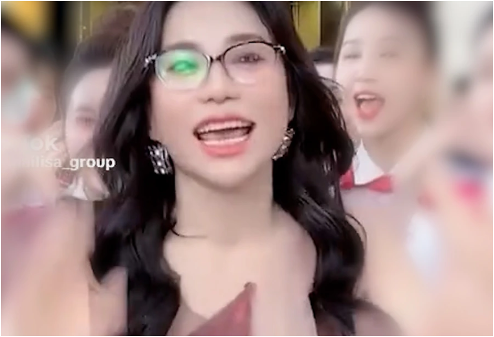 Nhân viên và khách hàng của Mailisa đông đến mức nào mà ai cũng trầm trồ?