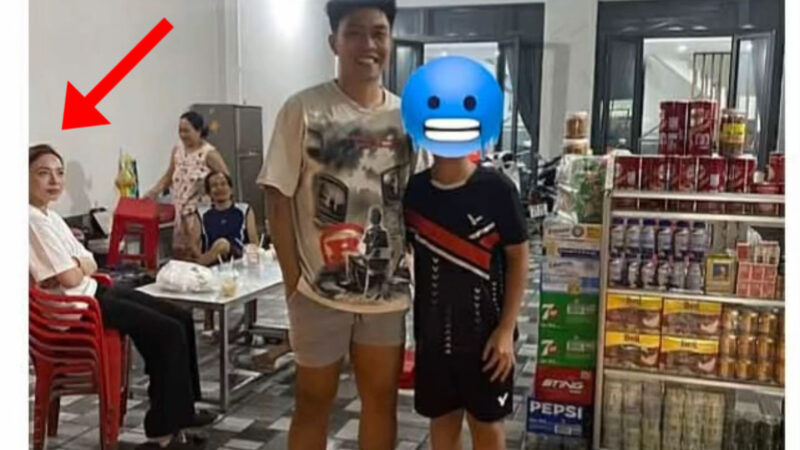 Xôn xao ảnh Phí Thanh Thảo về quê Lý Đức ở Tây Ninh, cơ ngơi nam cầu thủ lộ diện hoành tráng: Thuyền này đi nhanh quá, mới đó đã “về bến” rồi sao?