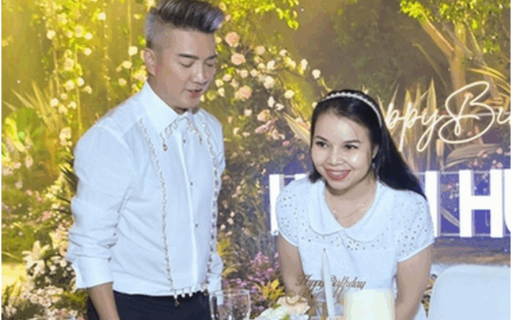 Rõ danh tính mẹ ruột của 2 người con Đàm Vĩnh Hưng đứng tên cha trong giấy khai sinh: “Cuối cùng cũng đã lộ mặt”