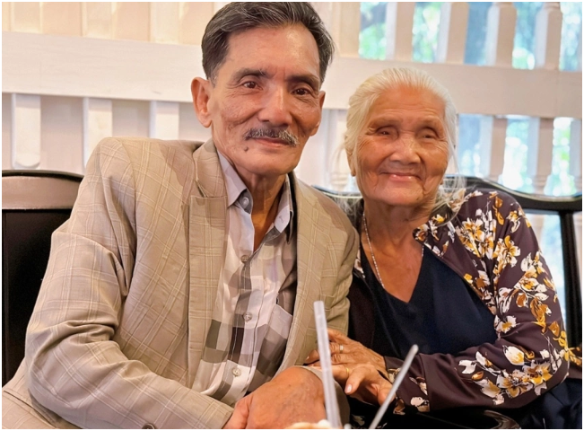 Lúc còn số:ng, NS Thương Tín thăm bạn bè đồng nghiệp đầy đủ: ‘Tới lúc mất thì chẳng có 1 ai tới vi:ếng, đa:u buồn thật’