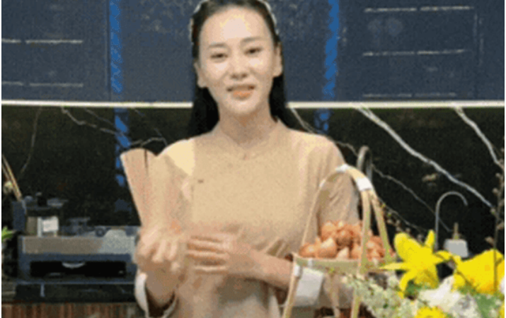 Rõ thái độ của Phương Oanh khi biết tin chồng mình bị thêm t:ội tr:ốn thu:ế: “Đông thái của chị rất lạ”