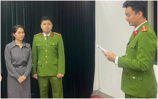 Chân dung người đứng sau tổ chức chương trình ‘Về đây bốn cánh chim trời’: ‘Vì sao lại hủy show ngay phút chót’