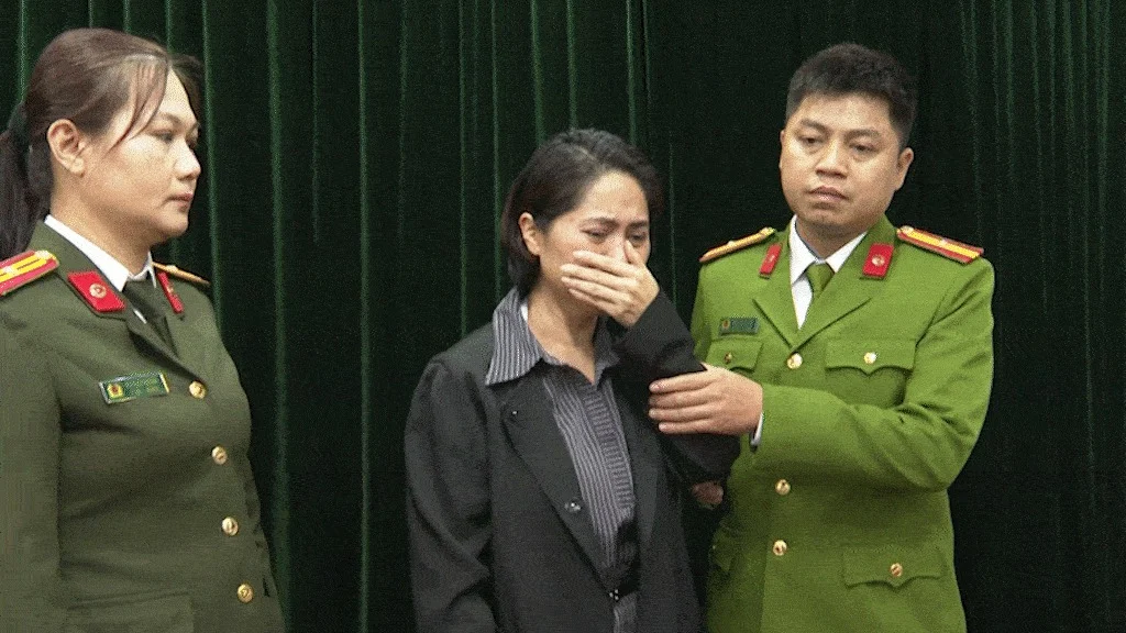 Giám đốc show “Về đây bốn cánh chim trời” phân trần vụ hủy diễn: Nói 1 câu dư luận nổi giận đùng đùng