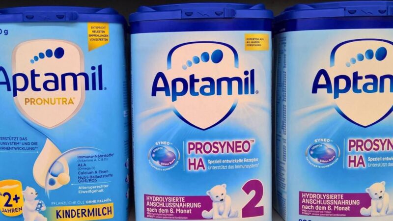 Đến lượt sữa Aptamil bị thu hồi khẩn cấp vì nghi nhiễm độc tố nguy hiểm, phụ huynh không khỏi hoang mang