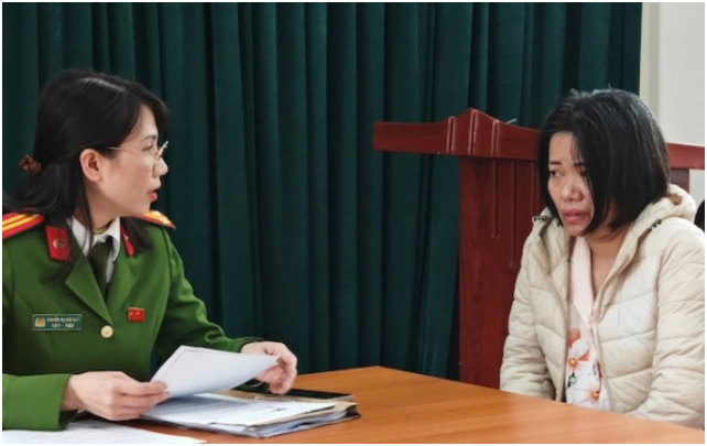 Đã rõ lời khai của người phụ nữ b:ạo hà:nh bà cụ 82 tuổi: “Do bà ấy không nghe lời tôi, không làm theo tôi nên tôi mới cư xử như vậy”