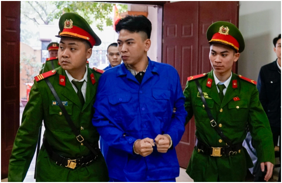 Tổng tài Nguyễn Văn Thiên cho rằng vụ việc chỉ mang tính chất nhỏ nhưng bị dâ:n mạ:ng đẩy lên cao trào: “Mong tòa xử nhẹ tội”