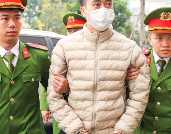 Vụ sữa giả HIUP của Z Holding: Chủ tịch thừa nhận nghĩ làm sai “chỉ bị thu hồi giấy phép”, không ngờ hành vi đủ mức phải ngồi tù