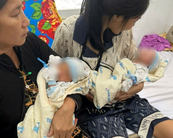 Gặp lại cô gái từng được “nuôi” bàn tay dưới chân gần 2 tháng: Giờ đã hạ sinh thành công cặp song sinh, ca ghép cũng trọn vẹn – Tết này với chị là đủ đầy