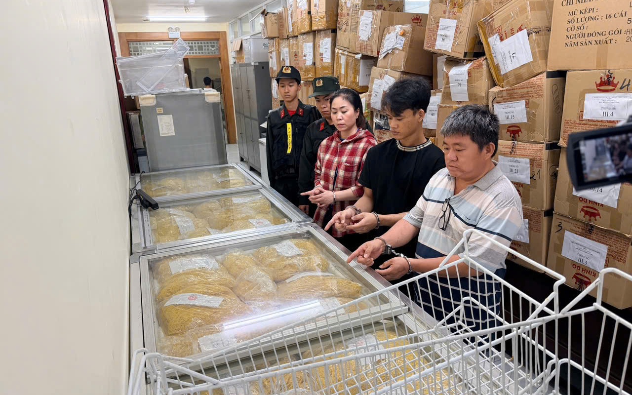 Chủ cơ sở mì tươi vừa bị bắt thừa nhận pha hóa chất suốt nhiều năm: Mỗi ngày 600–700 kg, 3 năm tuồn ra thị trường gần 800 tấn
