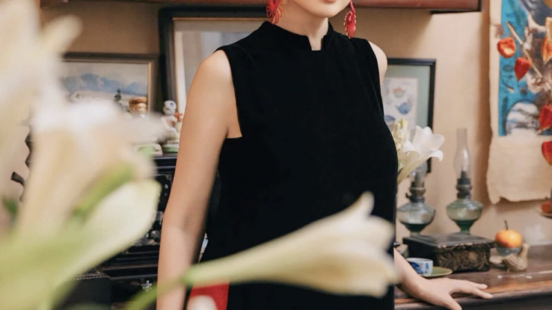 Mẹ vợ của Đoàn Văn Hậu tiếp tục gây chú ý: U50 mà nhan sắc trẻ trung, vóc dáng còn “ăn đứt” nhiều cô gái đôi mươi